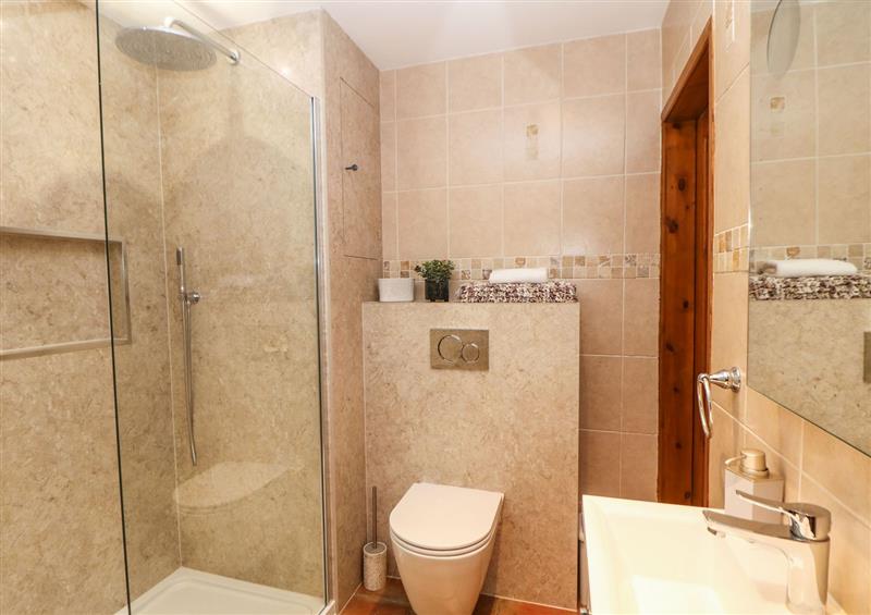 Bathroom (photo 2) at Shenton Terrace, Buxton