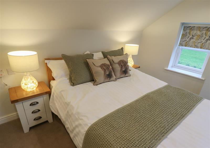 One of the 2 bedrooms (photo 2) at Shepherds Cottage, Claythorpe near Alford