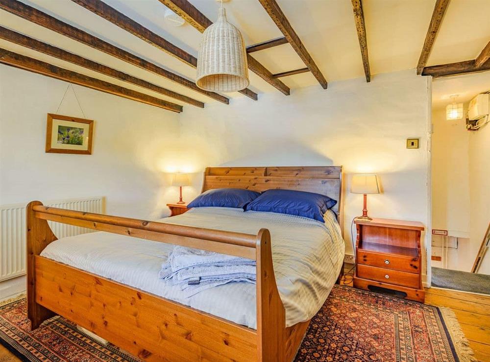 Double bedroom at Shepherds Cottage in Steyning, West Sussex