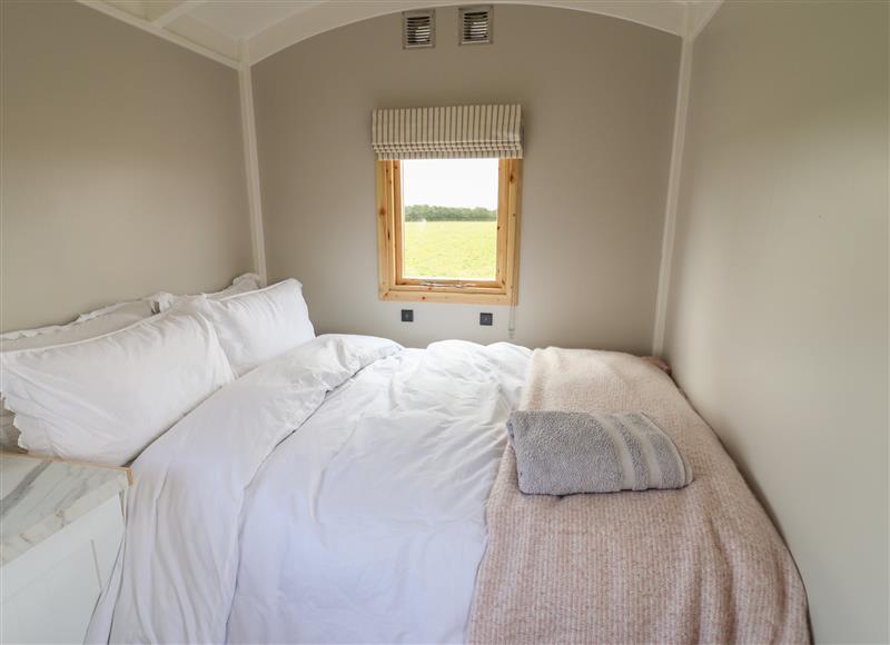 A bedroom in Shepherds Hut at Shepherds Hut, Garthorpe near Scunthorpe