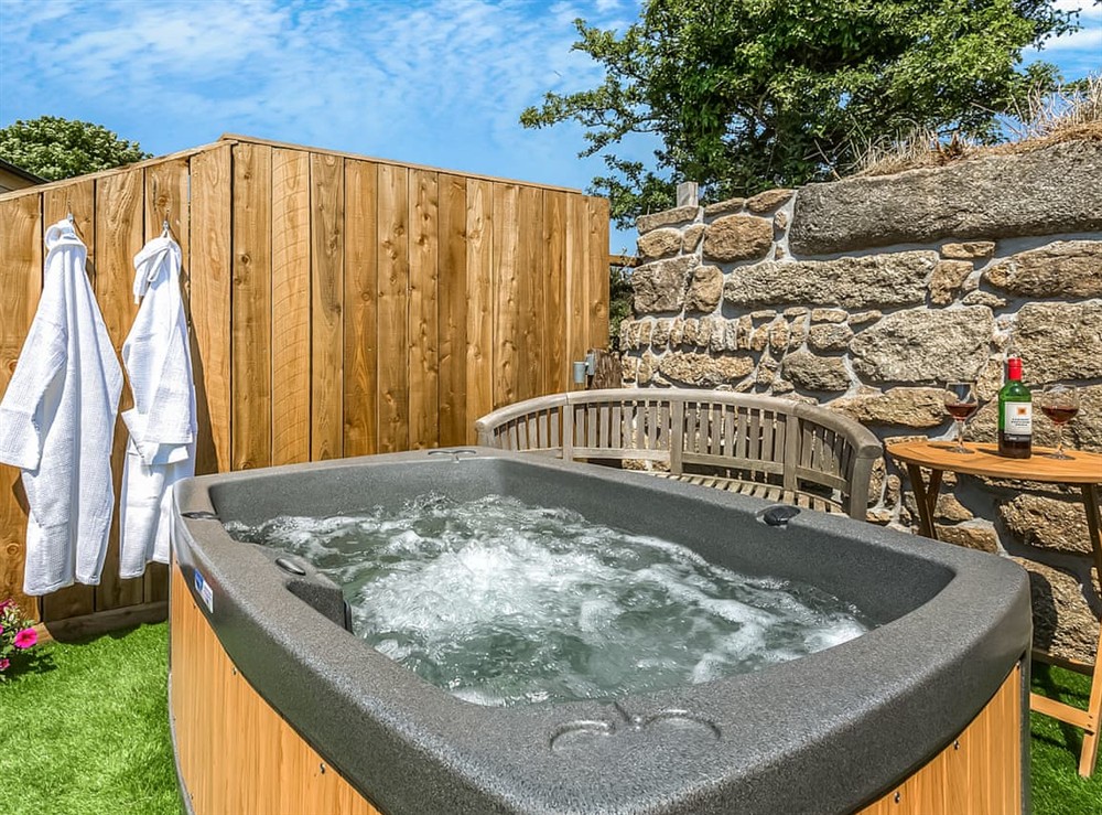 Hot tub at Shepherds Hut in St Buryan, Cornwall