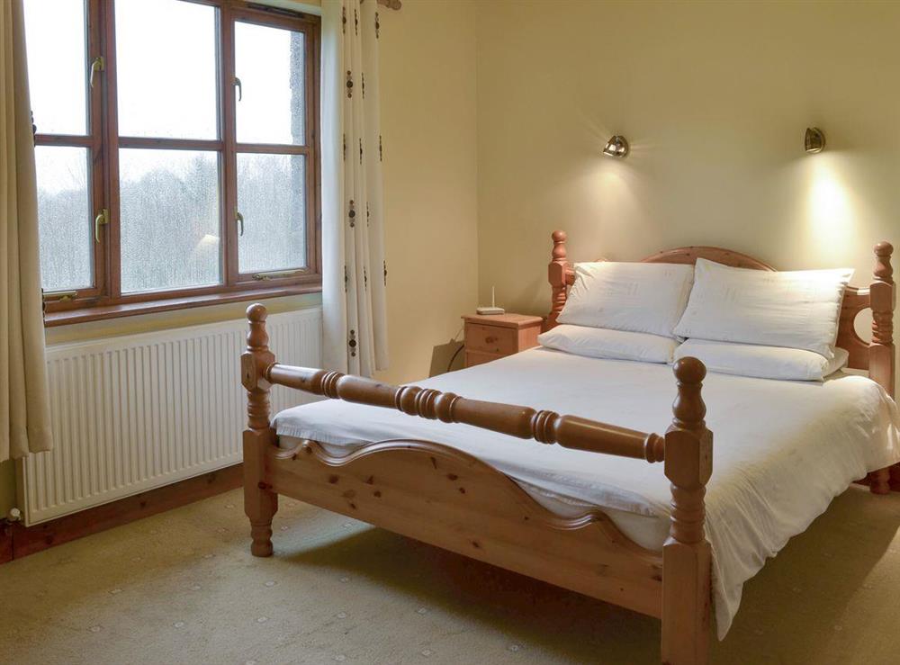 Relaxing double bedroom at Chestnut House, 