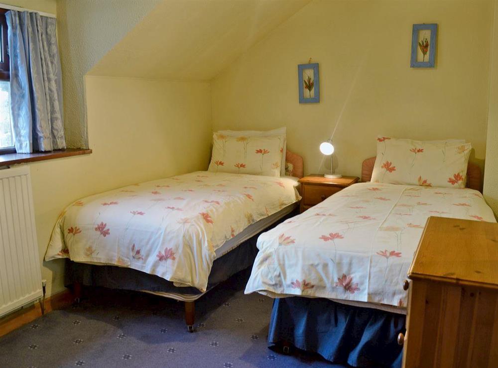 Cosy twin bedroom at Tarragon, 