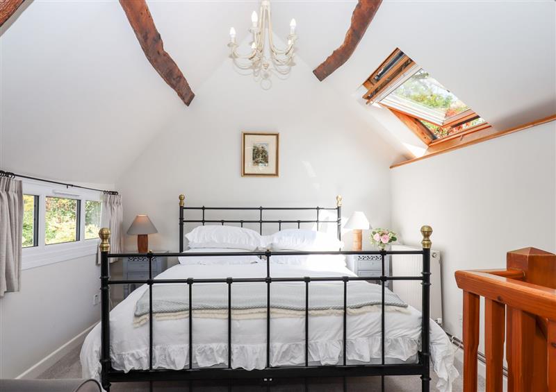 A bedroom in Shillings Cottage at Shillings Cottage, Hemyock