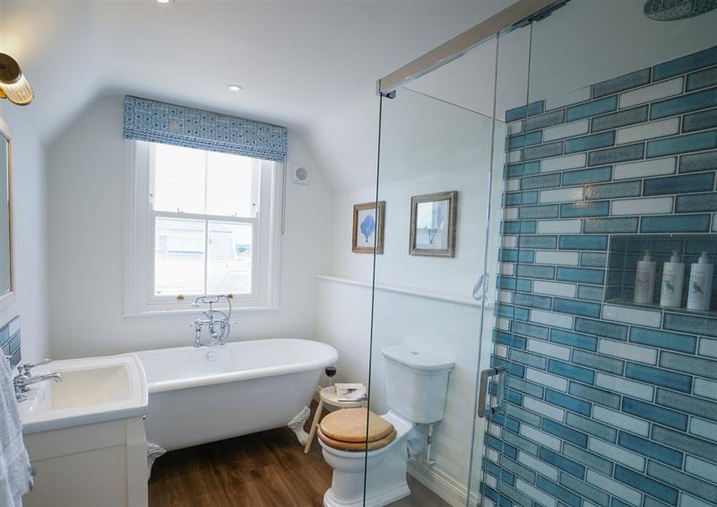 Bathroom at Shingle Skies, Aldeburgh, Aldeburgh