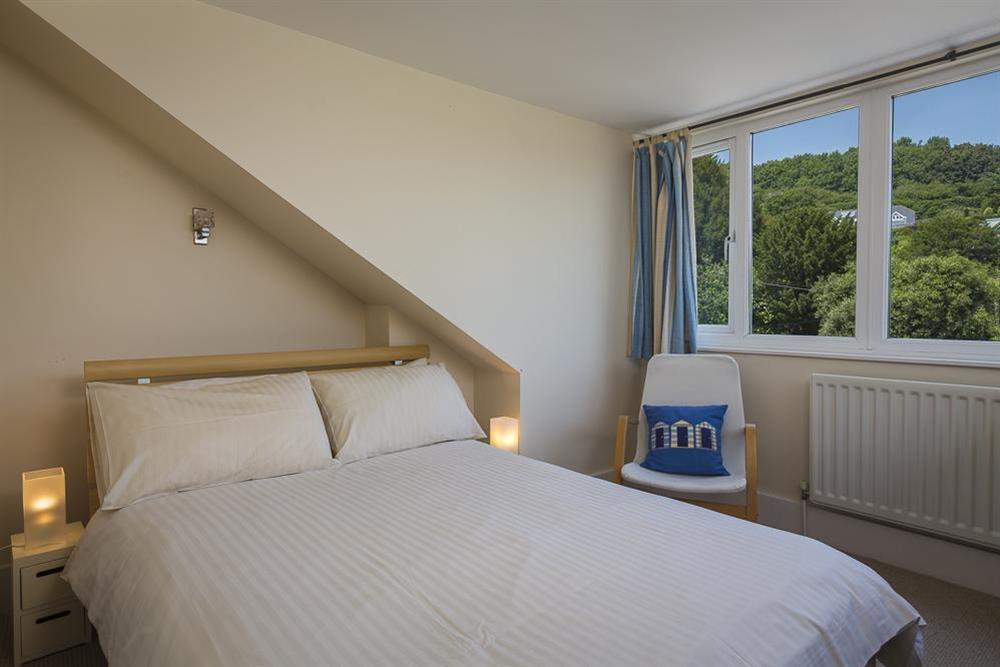 Second double bedroom at Shipwrights in 11 Coronation Road, Salcombe