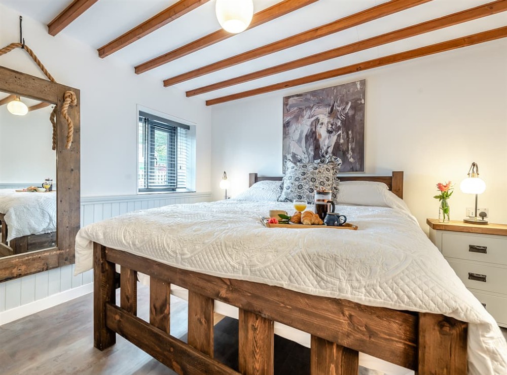 Double bedroom at Shire in Cribyn, Lampeter, Dyfed