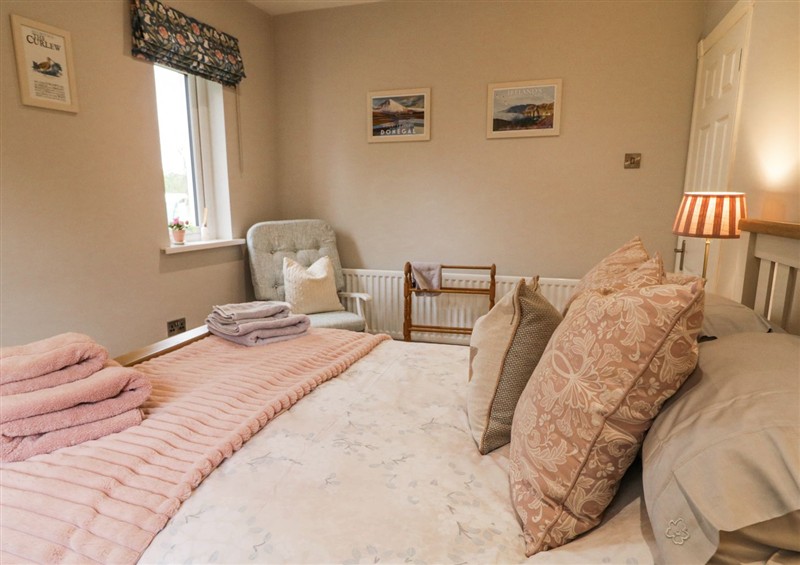 A bedroom in Shirley's House (photo 2) at Shirleys House, Omagh