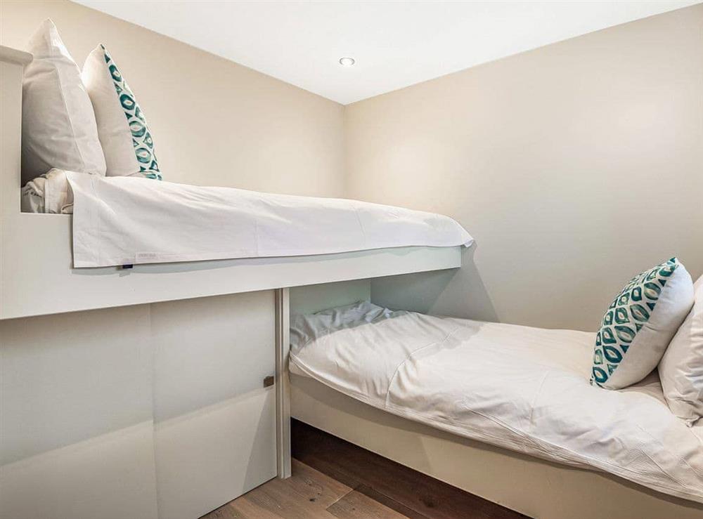 Twin bunk bedroom at Shoal Corner in St Mawes, Cornwall