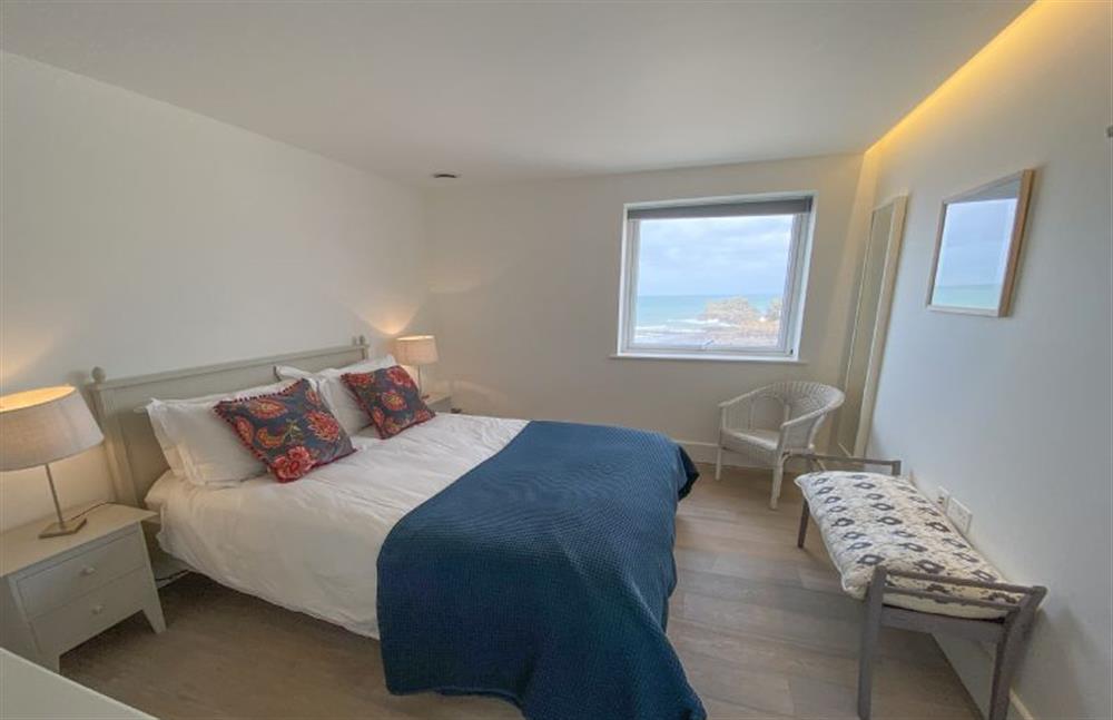 Bedroom three with 5’ king size bed at Shore Edge, Portreath