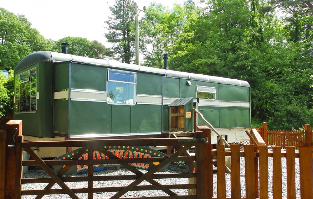 The Showman’s Wagon is a renovated 1950s fairground travelling-van overlooking the Mawddach Estuary near Dolgellau in the southern reaches of the Snowdonia National Park