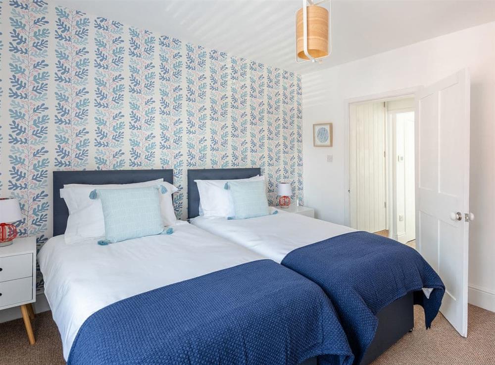 Wonderful bedroom with twin beds at Shrewsbury Fields in Shifnal, Shropshire