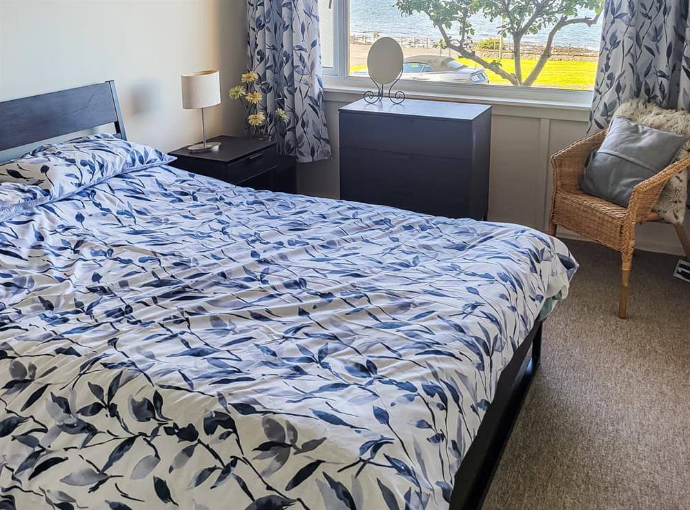 Double bedroom at Shuma Apartment in Skelmorlie, Ayrshire