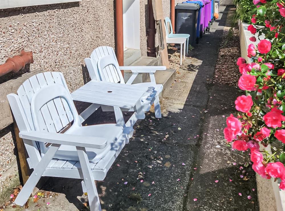Sitting-out-area at Shuma Apartment in Skelmorlie, Ayrshire