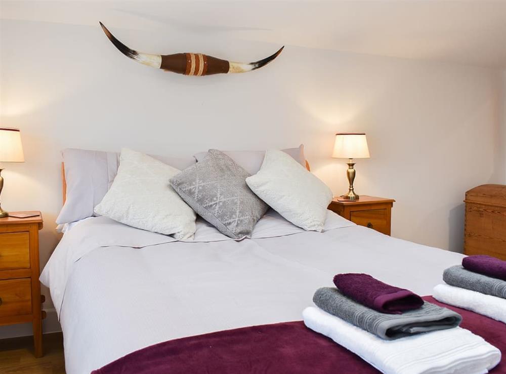Warm and cosy double bedroom at Sids Place in Ringwood, Dorset