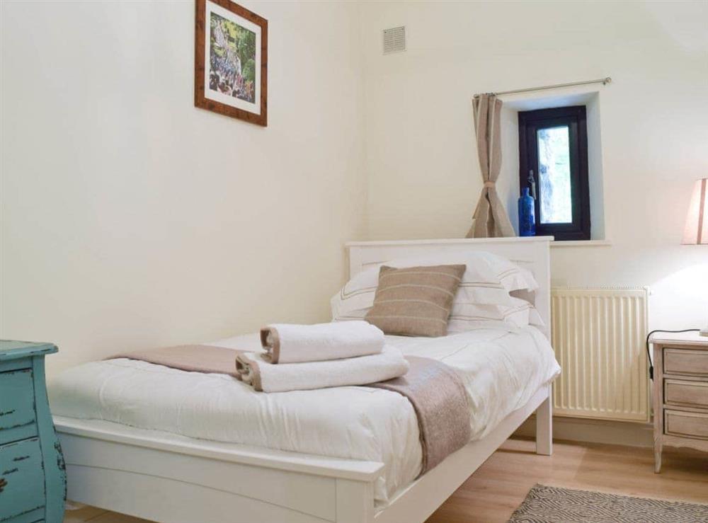 Single bedroom at Sikes Barn in Skipton, North Yorkshire