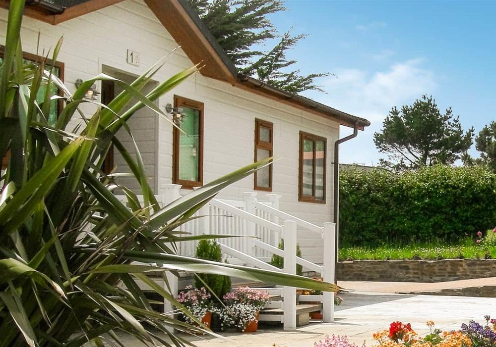 Silver Sands Holiday Park - Cornwall, Helston, Falmouth