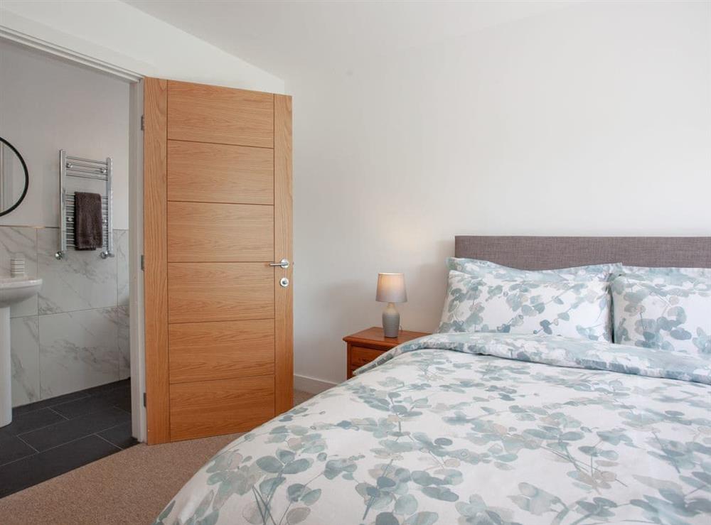 Double bedroom (photo 5) at Silver Vale in Combe Martin, Devon