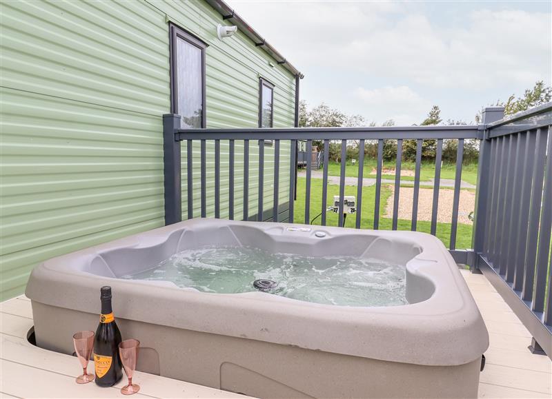 The hot tub at Silverdale View, East Heslerton near Sherburn