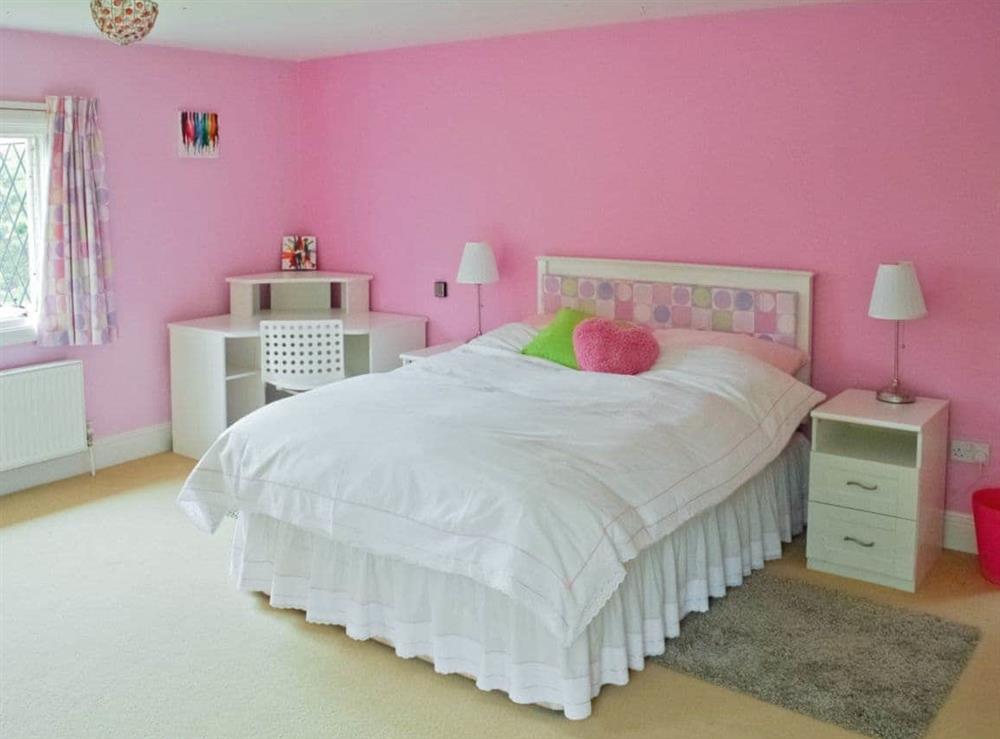 Double bedroom (photo 4) at Silverland in Hordle, near Lymington, Hampshire