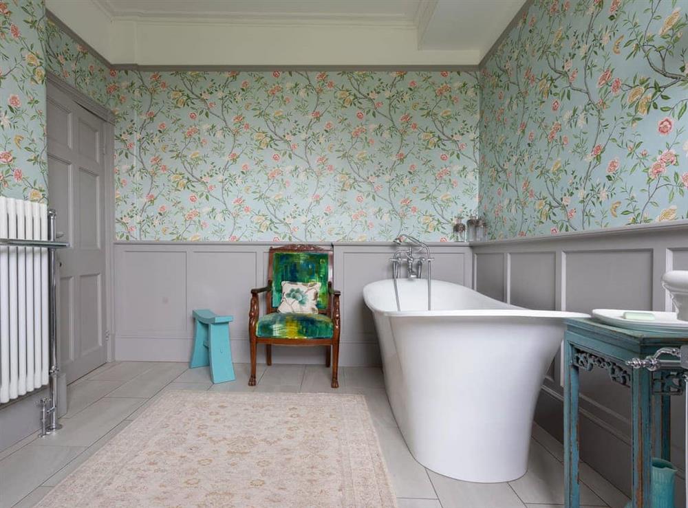 Bathroom (photo 5) at Sinclair House in Saltwood, near Folkestone, Kent