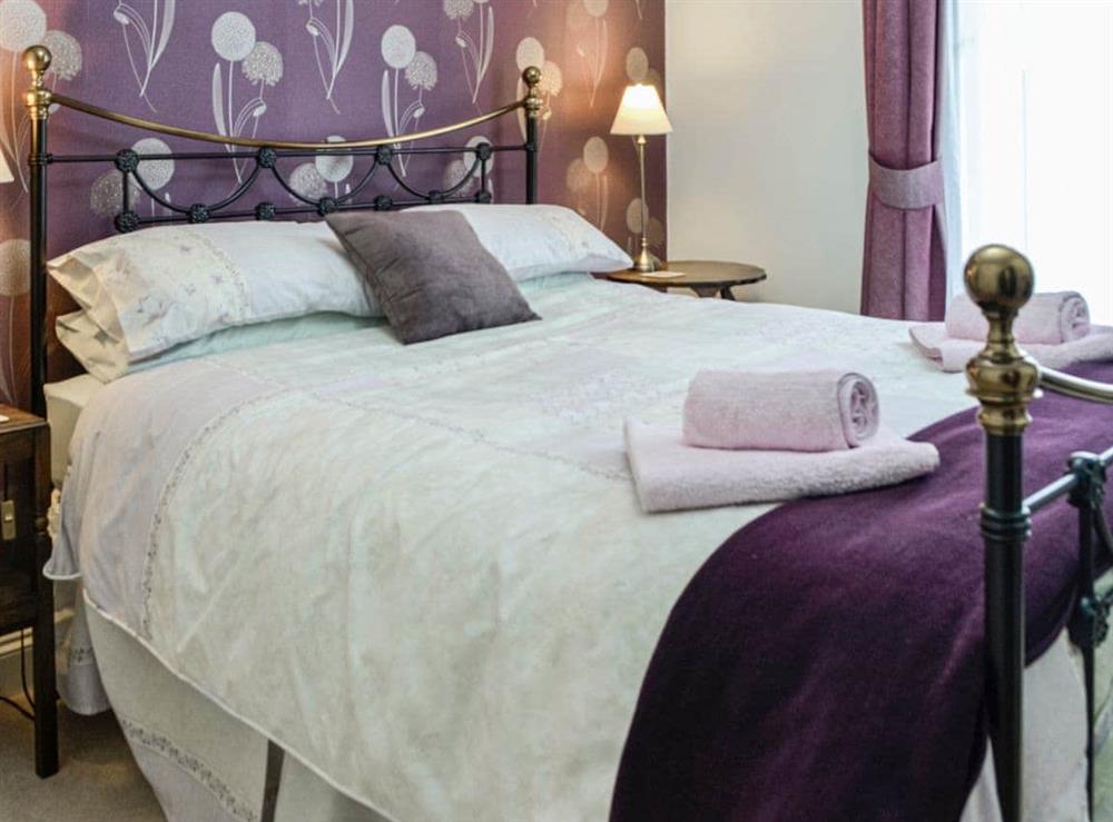 Double bedroom at Sinclairs in Kirkcudbright, Dumfries and Galloway, Kirkcudbrightshire