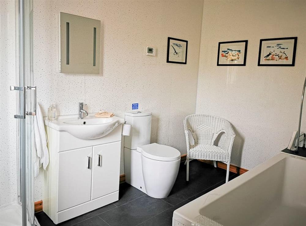 Bathroom at Single Malt Cottage in Geary, near Dunvegan, Isle of Skye, Scotland