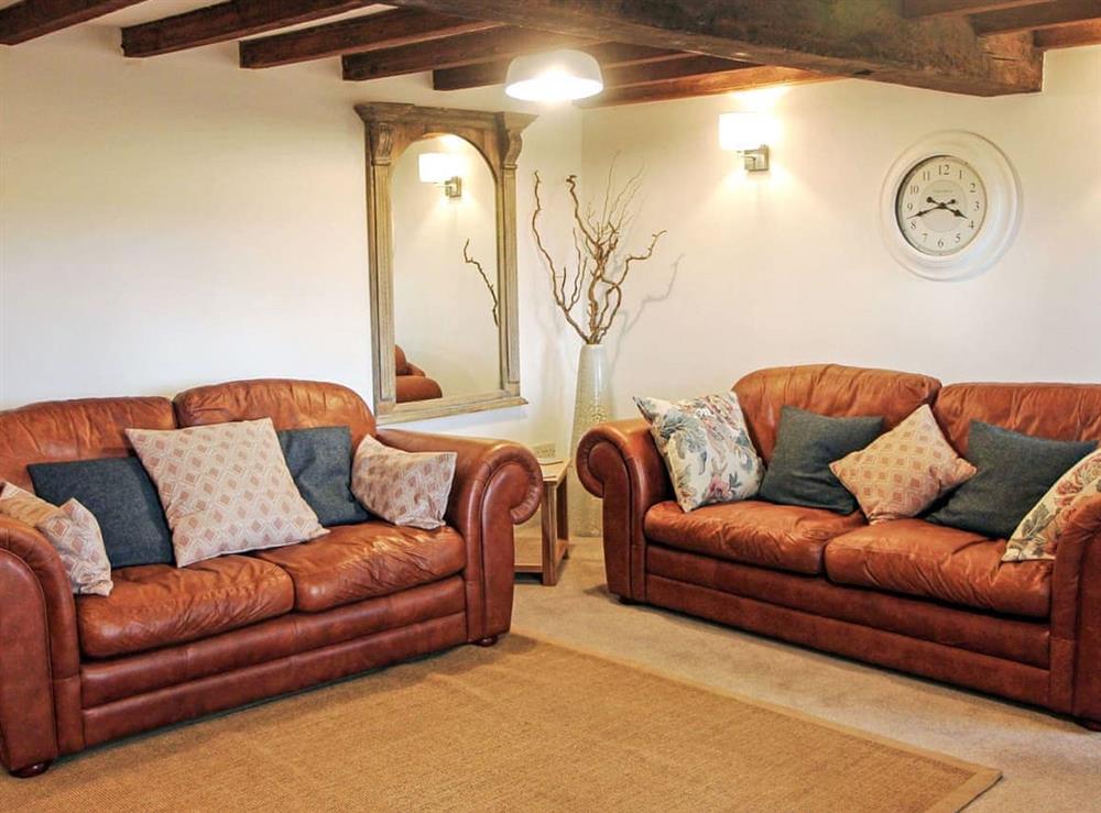 Living room (photo 2) at Singwm in Llanfyllin, Powys