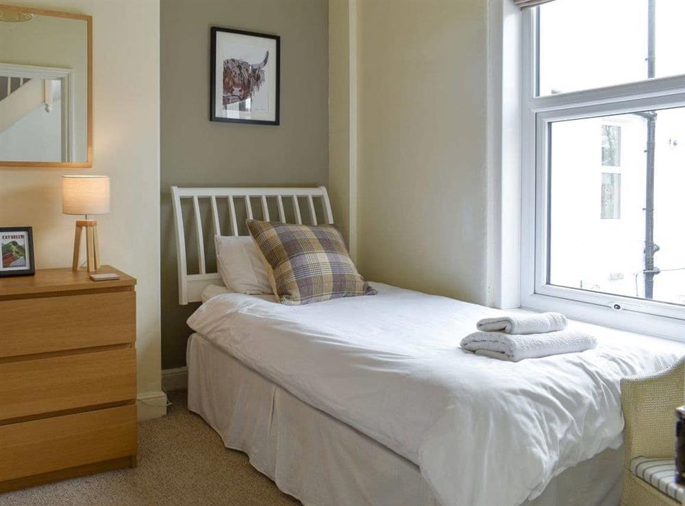 Twin bedroom (photo 3) at Siskin in Keswick, Cumbria