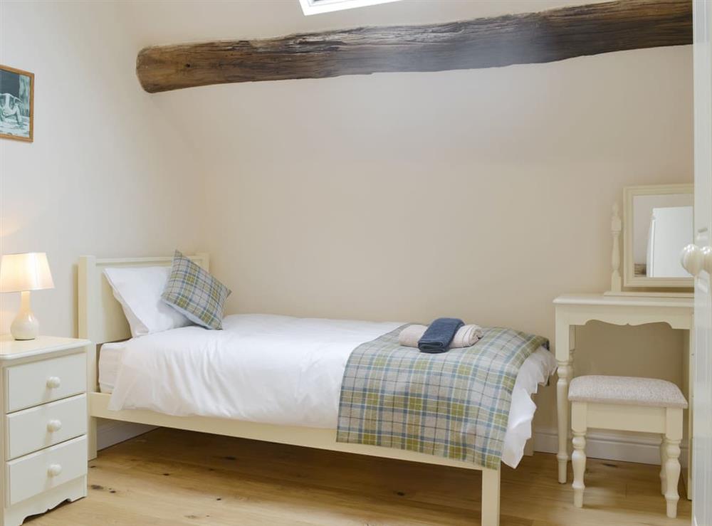 Comfortable single bed within the family bedroom at No. 2 Ash Cottage, 