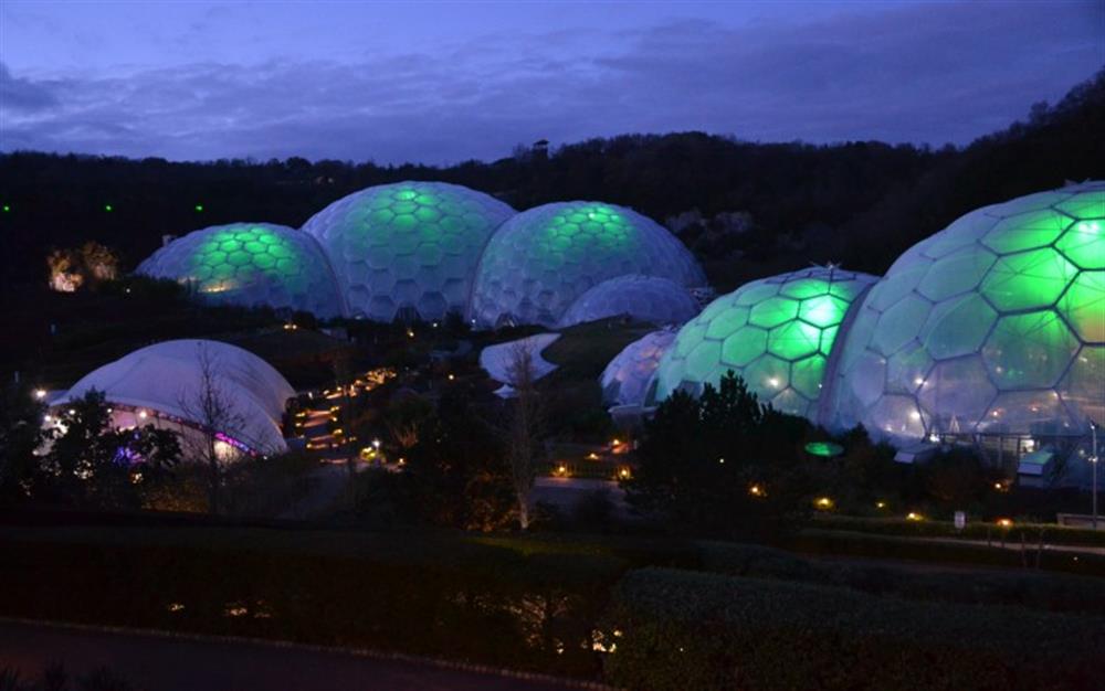 The must-see Eden Project is just under an hour away.