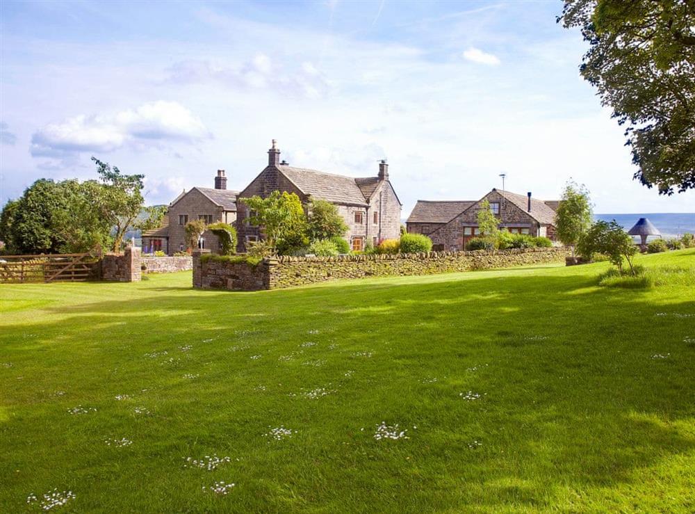 Surrounded by open fields and with uninterrupted views (photo 2) at Rowan Cottage, 