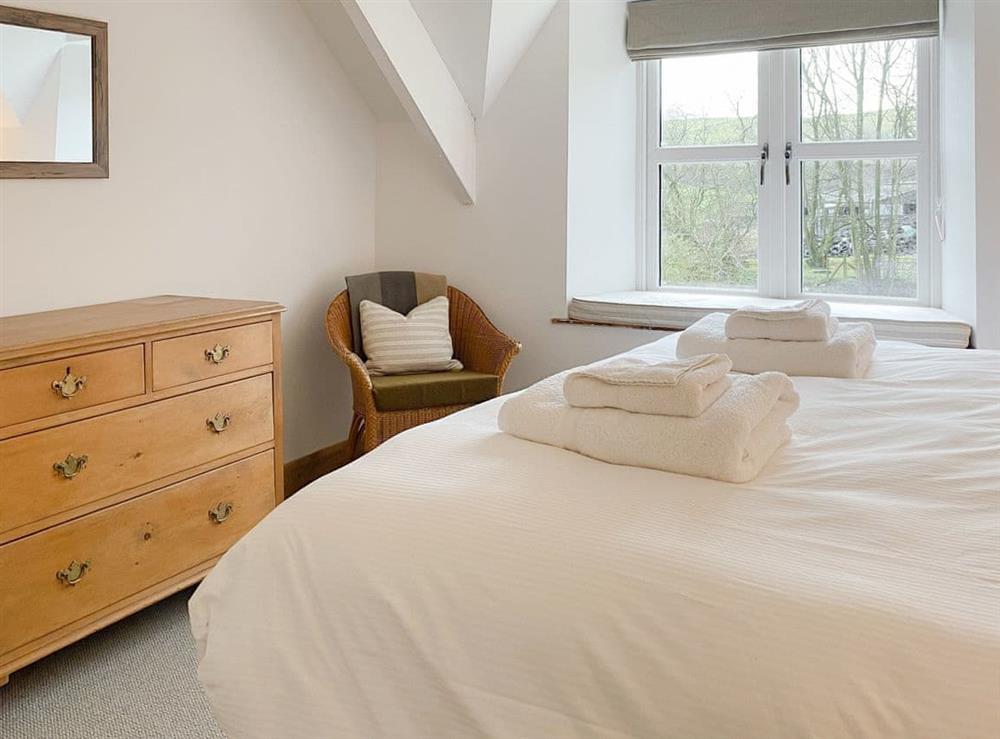 Good-sized double bedroom at Smardale Cottages in Kirkby Stephen, Cumbria