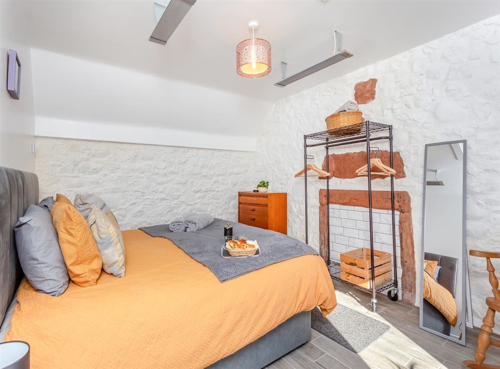 Double bedroom (photo 2) at Smiddy Cottage in Portmahomack, Ross-Shire