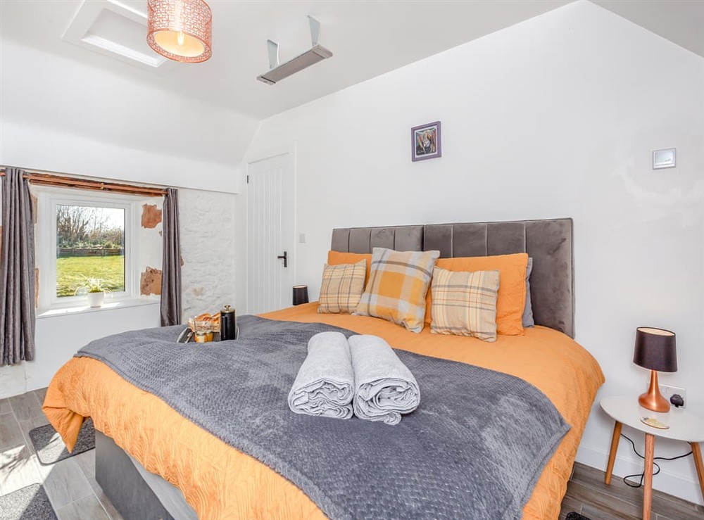 Double bedroom at Smiddy Cottage in Portmahomack, Ross-Shire
