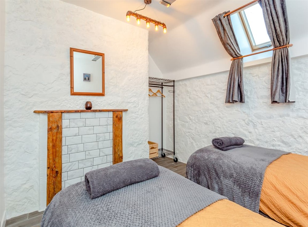 Twin bedroom (photo 2) at Smiddy Cottage in Portmahomack, Ross-Shire