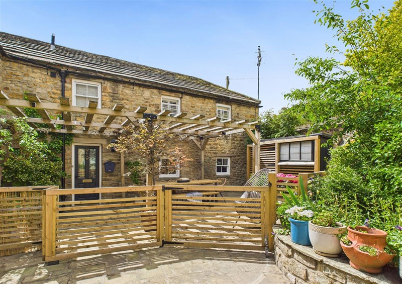 Outside at Smithy Stables, Barnard Castle