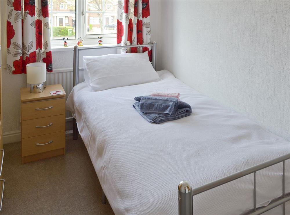 Cosy single bedroom at Smitten Cottage in Rhyl, Denbighshire