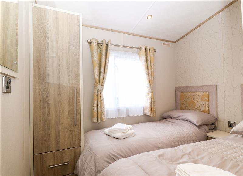This is a bedroom (photo 3) at Snape Lodge, Towyn
