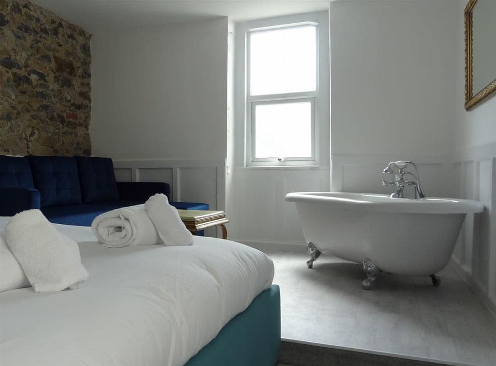 Master bedroom at Snowdon Retreat Villa in Llandudno, Gwynedd