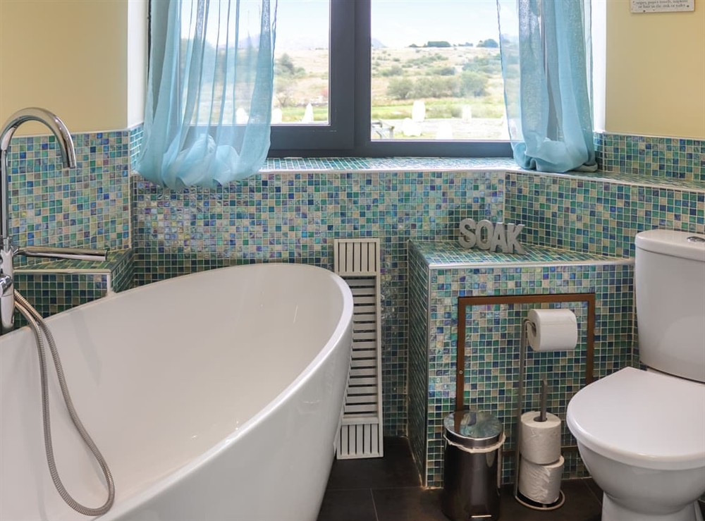 Bathroom (photo 5) at Snowdon Summit View in Nebo, near Caeranrfon, Gwynedd