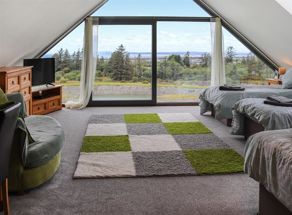 Triple bedroom at Snowdon Summit View in Nebo, near Caeranrfon, Gwynedd