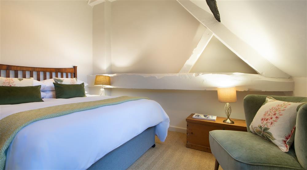 The double bedroom at Snowshill Honor's Cottage in Broadway, Gloucestershire
