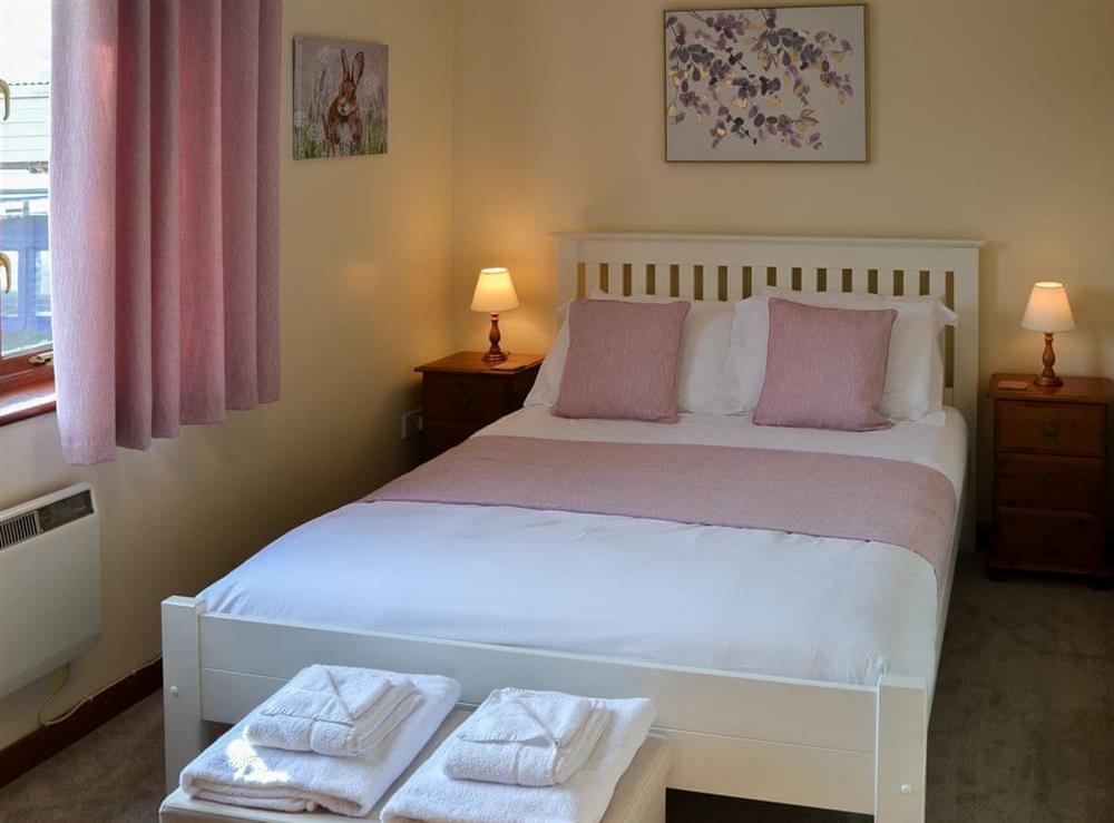 Relaxing double bedded room at Solace in Stalham Staite, near Sea Palling, Norfolk