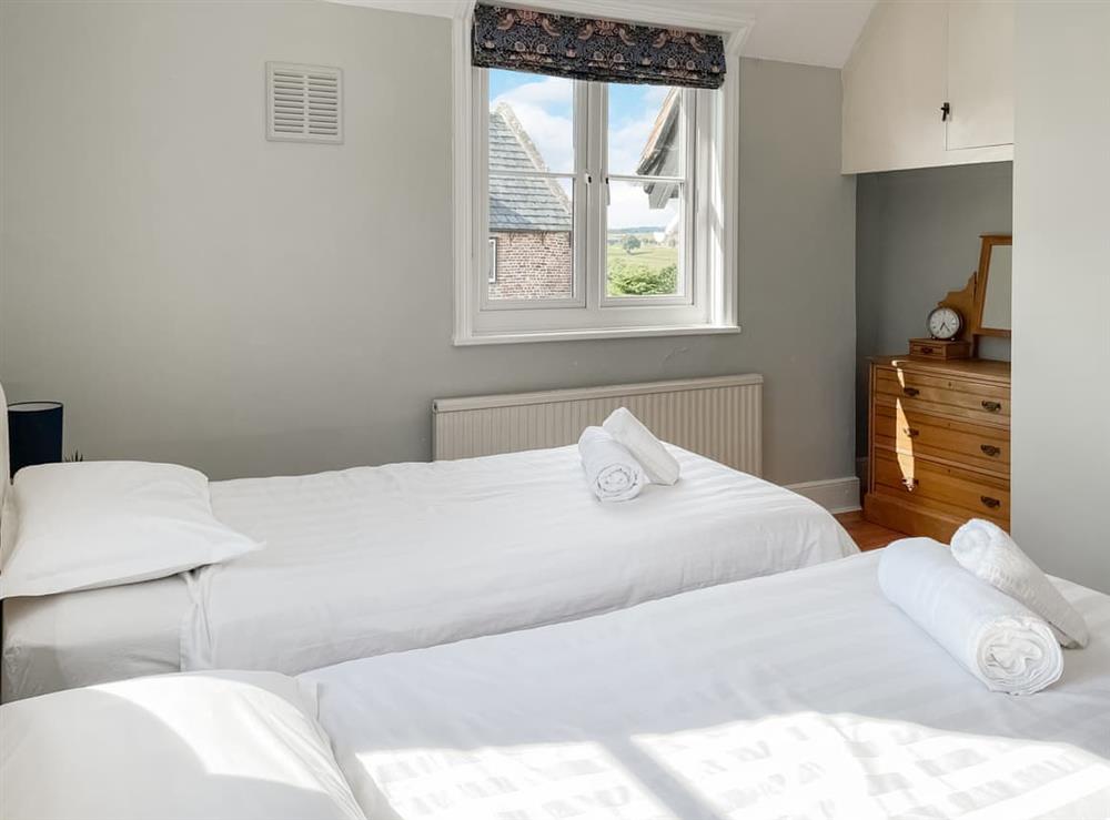 Twin bedroom at Solent House in Seaview, Isle of Wight