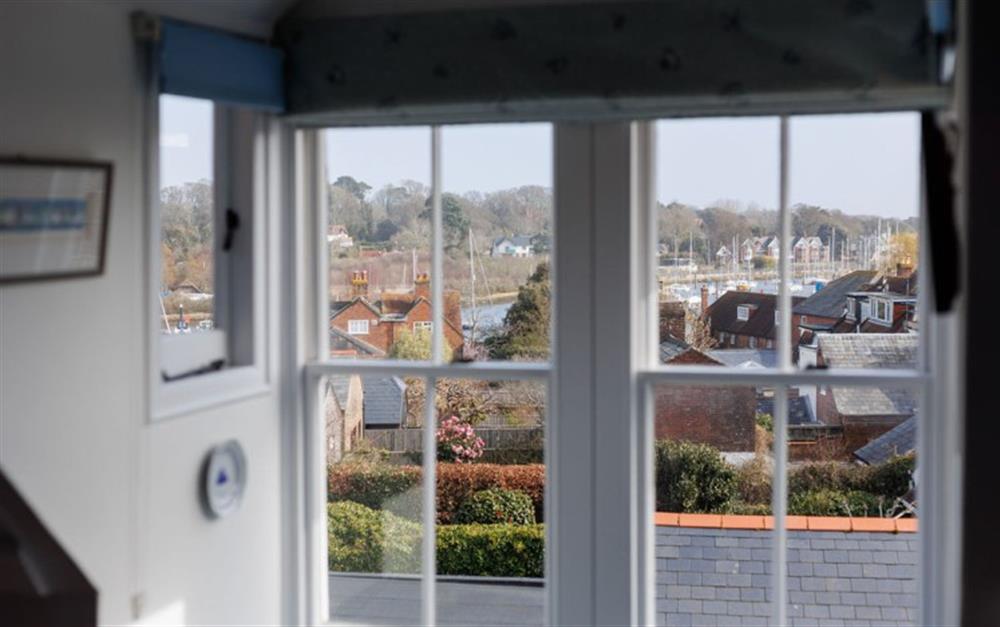 Photo of Solent Lookout (photo 8) at Solent Lookout in Lymington