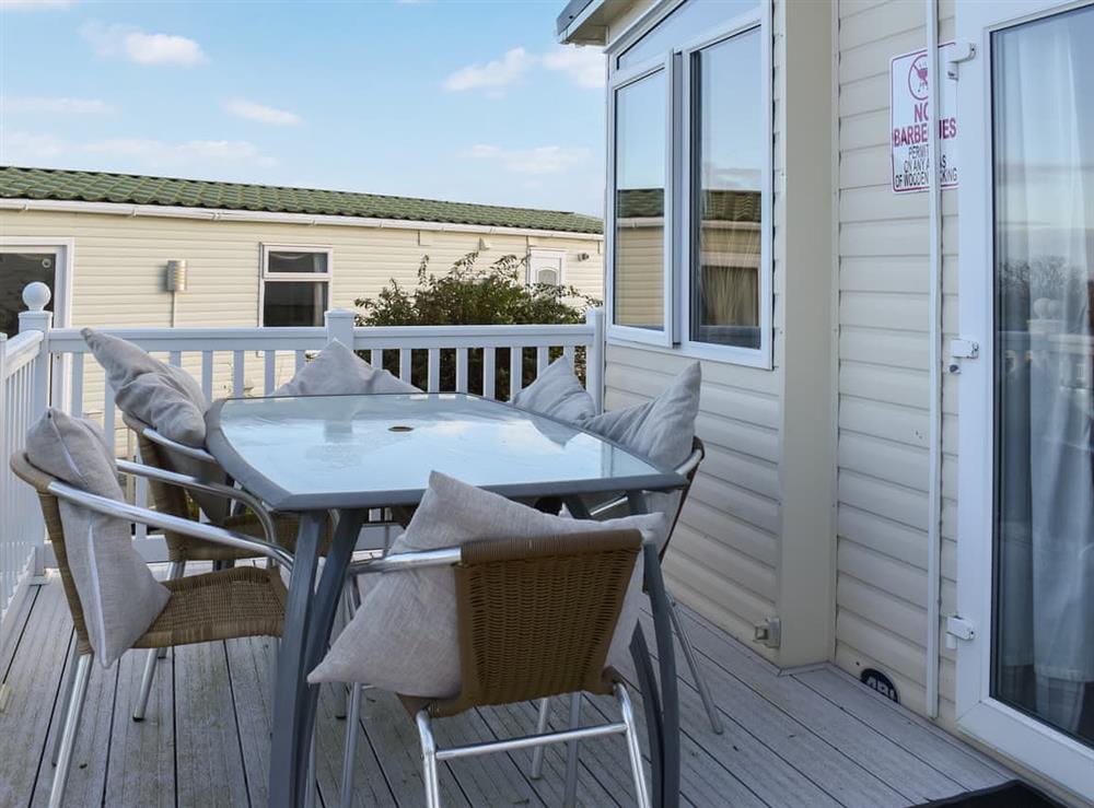 Terrace at Solent Retreat in Cowes, Isle of Wight