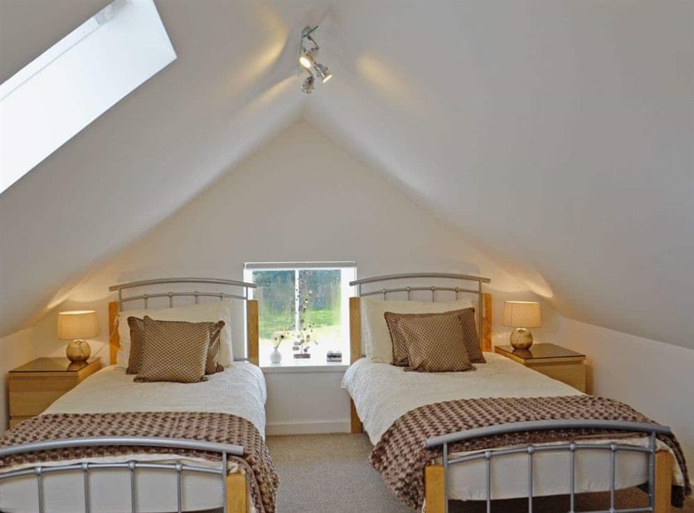 Twin bedroom at Song Bird Cottage in Scaniport, near Inverness, Inverness-Shire
