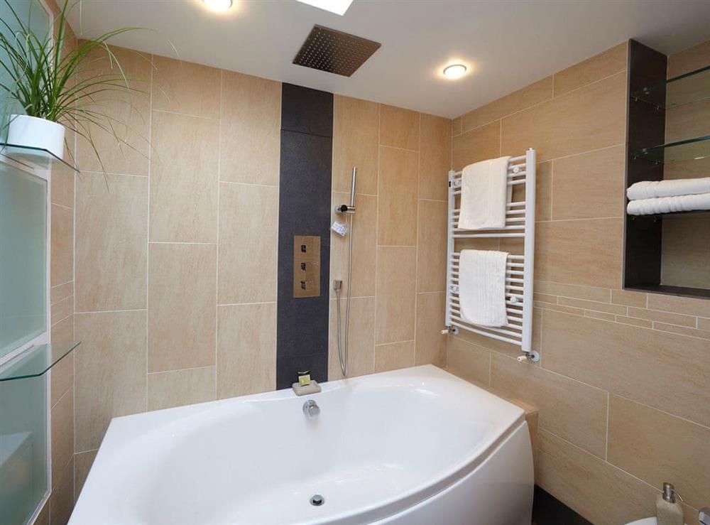 Contemporary family bathroom at Sorgente in Falmouth, Cornwall