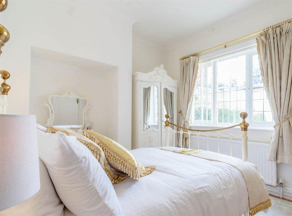 Charming double bedroom (photo 2) at South Cliff in Bridlington, North Humberside